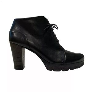 paul green black leather heeled oxfords booties Size 8 Quite Luxury